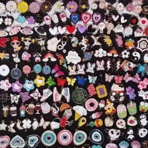 16 cute trending charms