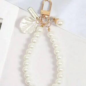 Trendy phone charms